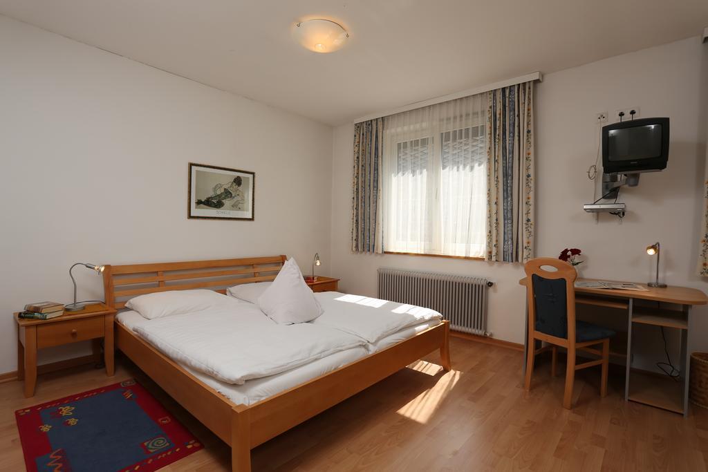 Hofer Guest House Villach Bilik gambar